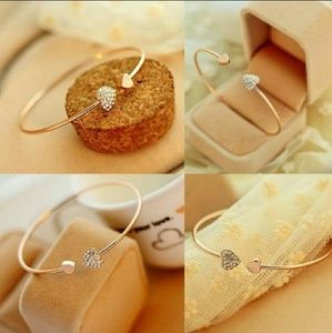 Women's Trendy Double Heart Bangle